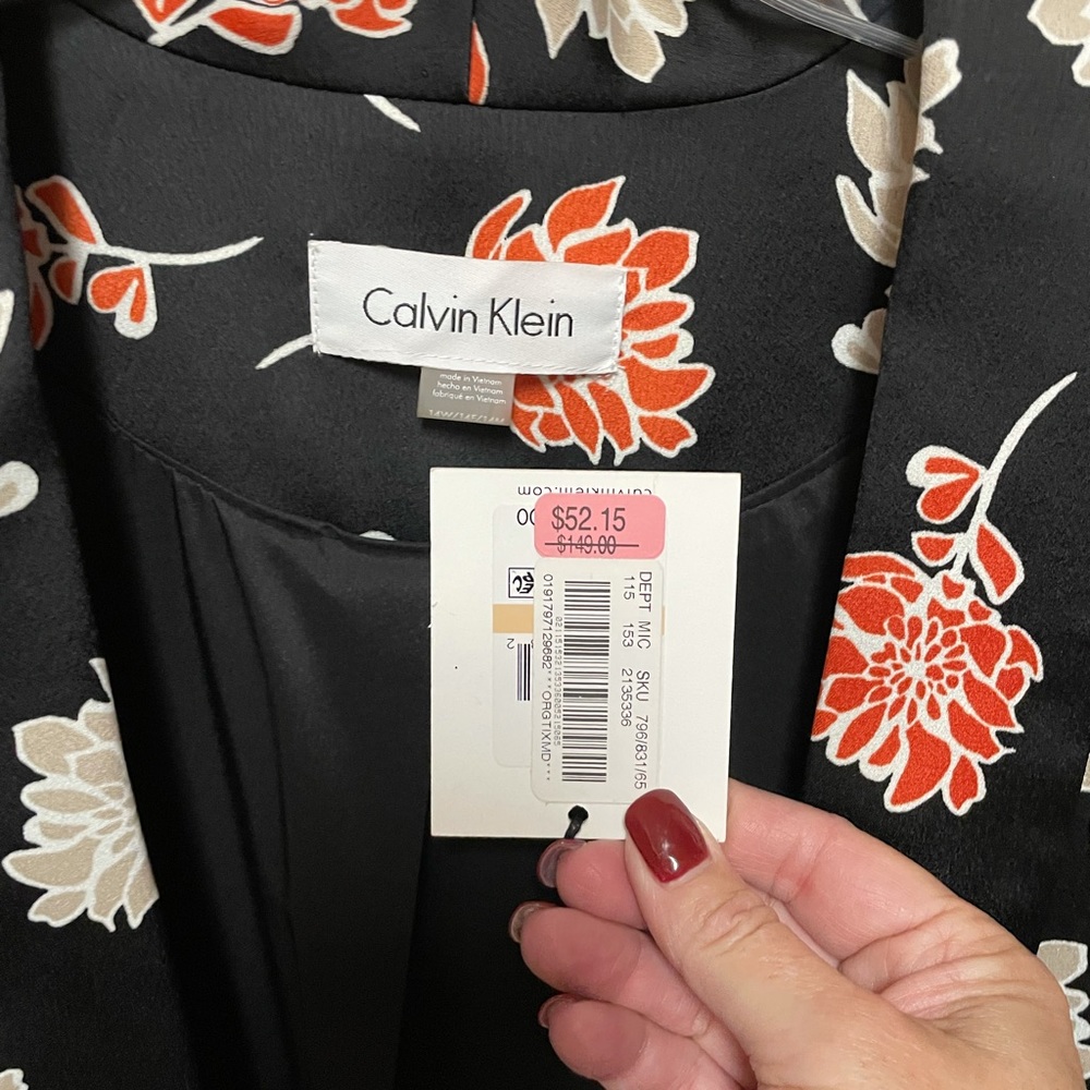 Black jacket by Calvin Klein - Picture 2 of 4